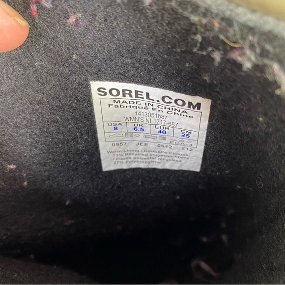 Sorel Women's  Premium Red and Tan Winter Snow Boots Size 8 - Picture 11 of 11